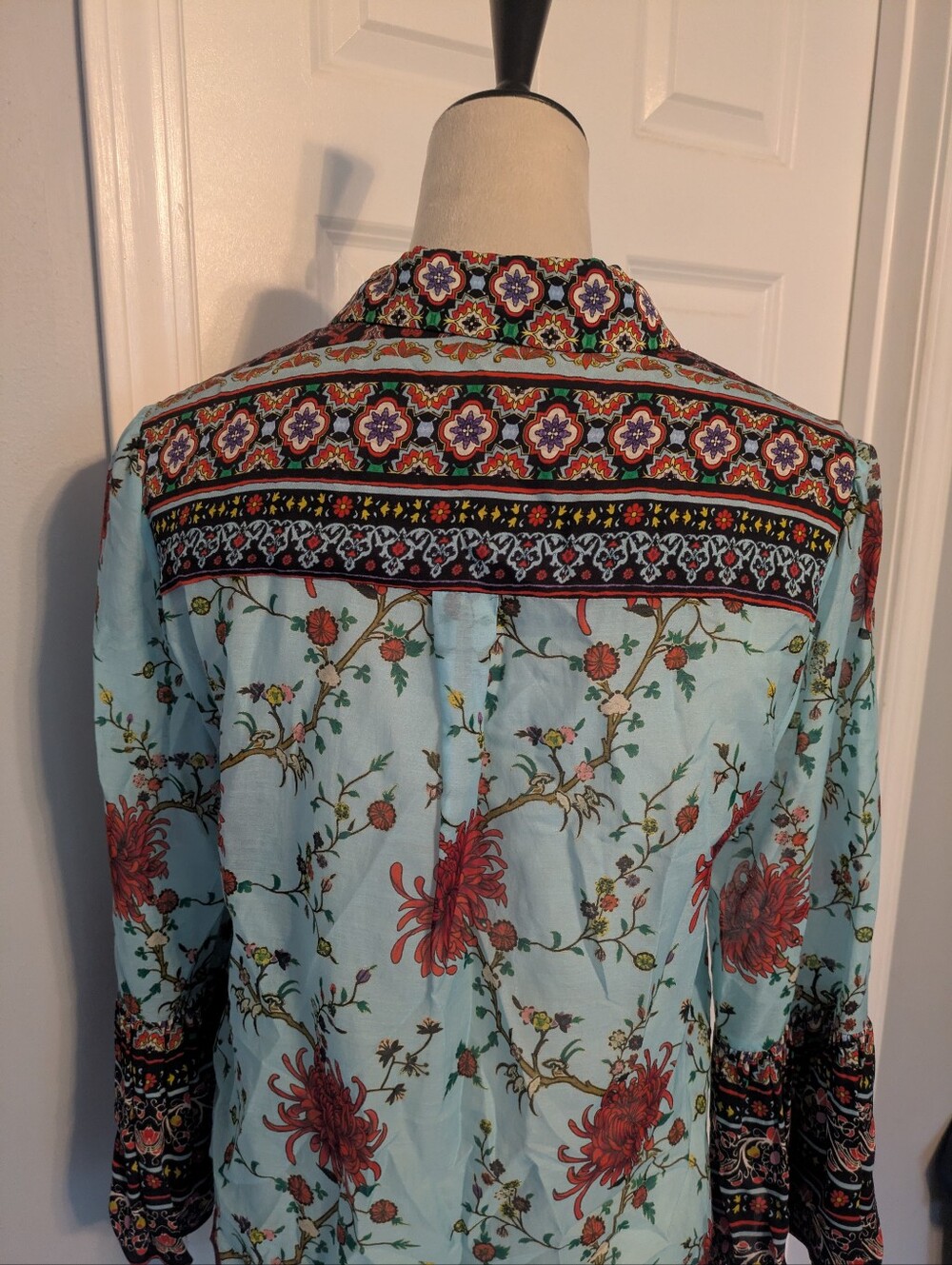 Alice & Olivia Floral Print Button-Front Women’s Top Medium - Picture 5 of 9